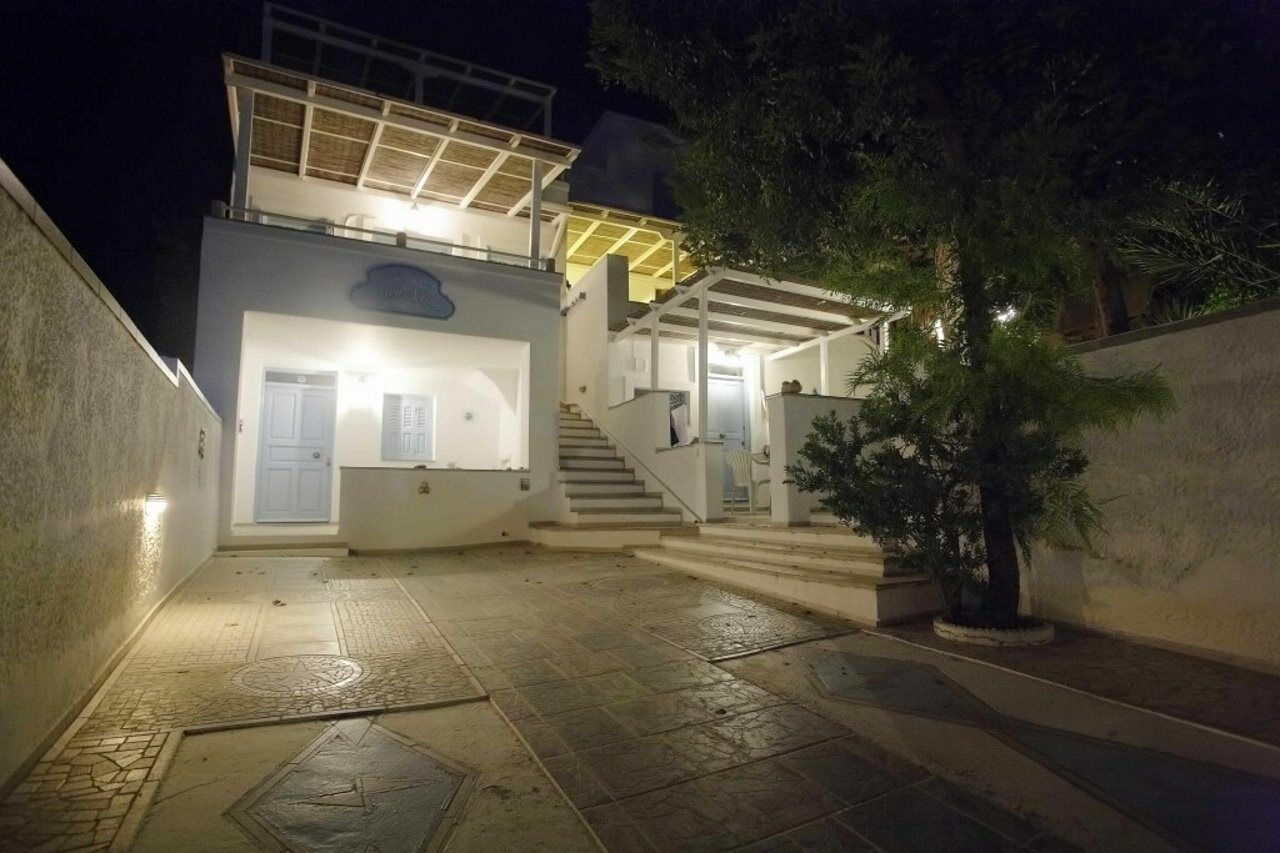 Villa Venus Adamantas Eksteriør billede